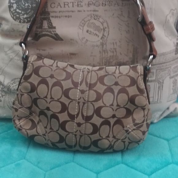 Coach Bag - Picture 2 of 3